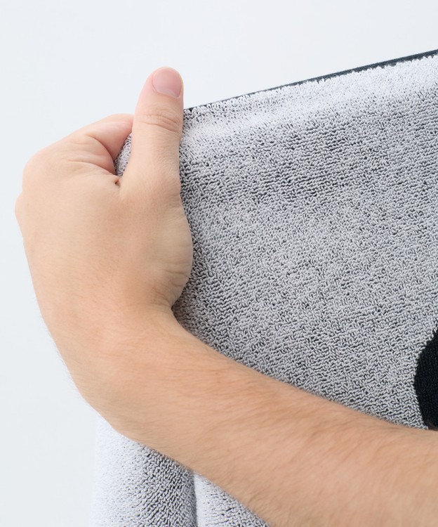 Полотенце спортивное JÖGEL ESSENTIAL Towel L, 70х140, черный/белый (2117708)
