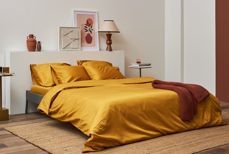 Простыня из премиального сатина горчичного цвета из коллекции essential, 180х270 см (78477)