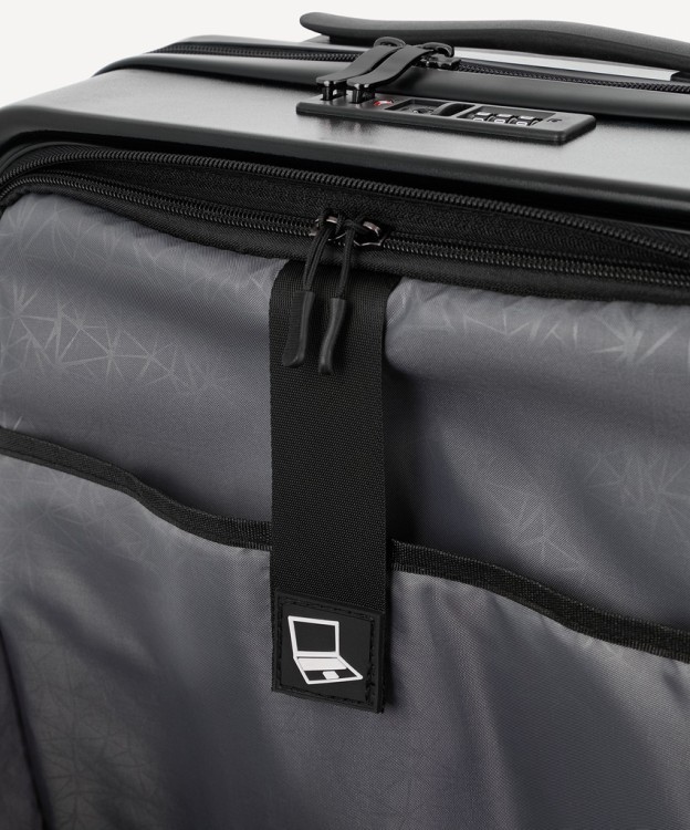 Чемодан для ручной клади JÖGEL ESSENTIAL Carry on Spinner, черный (2122181) Чемодан для ручной клади JÖGEL ESSENTIAL Carry on Spinner, черный (2122181)