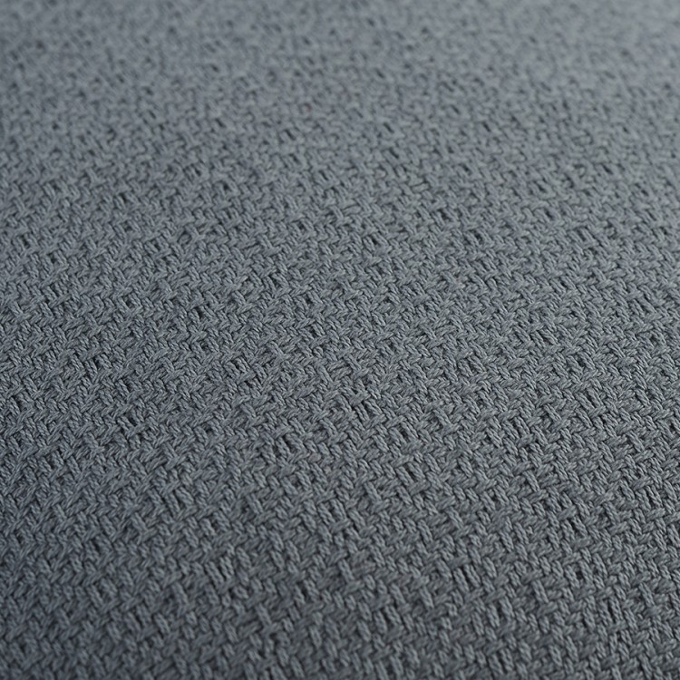Подушка декоративная из хлопка фактурного плетения темно-серого цвета из коллекции essential, 45х45 (66022)