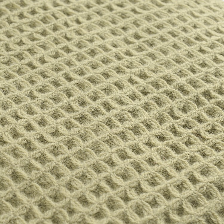 Плед из шерсти травянисто-зеленого цвета из коллекции essential, 130х180 см (77087)