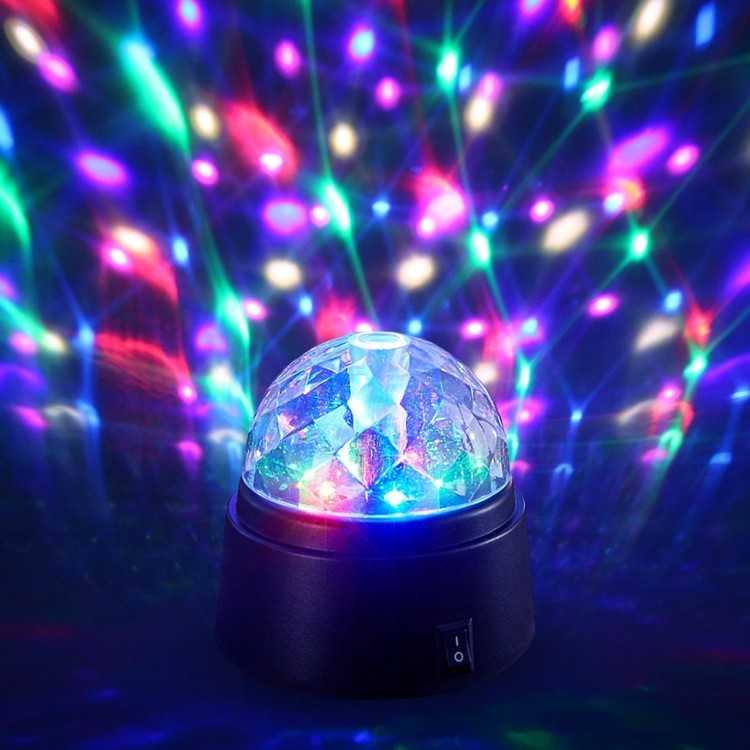 Шар со светомузыкой Vegas Диско 6 LED, d9 см на батарейках 55130 (69161) Шар со светомузыкой Vegas Диско 6 LED, d9 см на батарейках 55130 (69161)