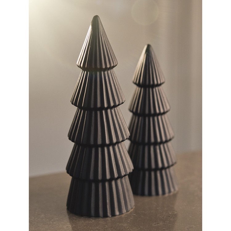 Декор новогодний из фарфора xmas tree из коллекции new year essential, 25 см (76743) Декор новогодний из фарфора xmas tree из коллекции new year essential, 25 см (76743)