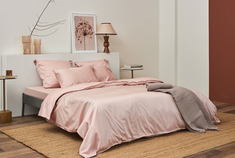 Простыня из премиального сатина цвета пыльной розы из коллекции essential, 180х270 см (78483)