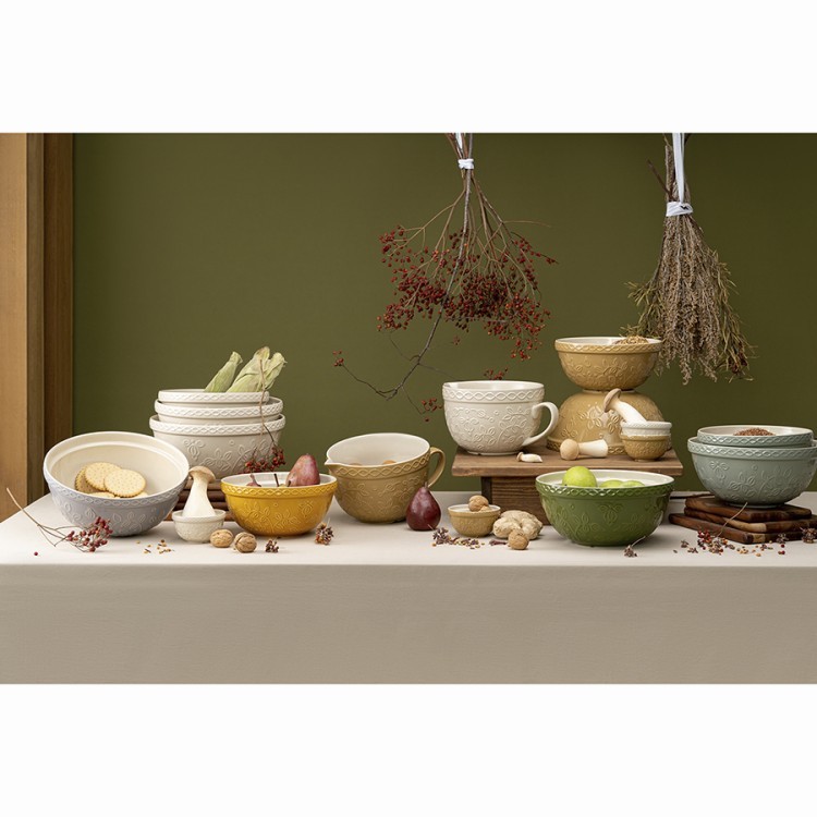 Миска кремового цвета с рельефным узором Ягоды Тайги из коллекции russian north, 1,5 л (74288)