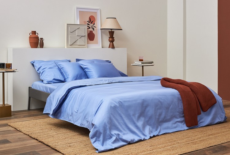 Простыня на резинке из премиального сатина сиреневого цвета из коллекции essential, 180х200х30 см (78488)