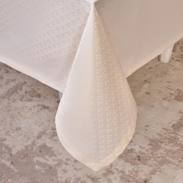 Скатерть 145х180см шампань евроуголок 100% полиэстер SANTALINO (805-027-2)