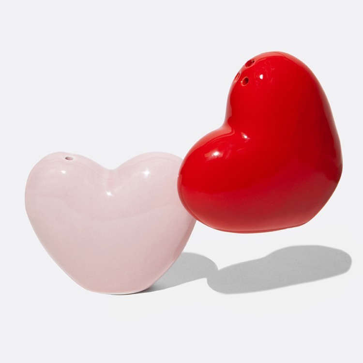 Набор из солонки и перечницы love (78940)