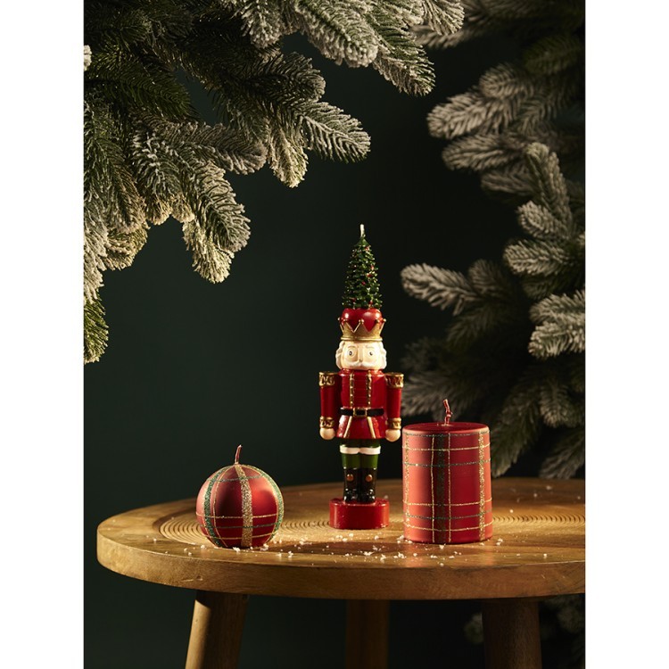 Набор декоративных свечей festive classics из коллекции new year essential, 2 шт. (78325) Набор декоративных свечей festive classics из коллекции new year essential, 2 шт. (78325)