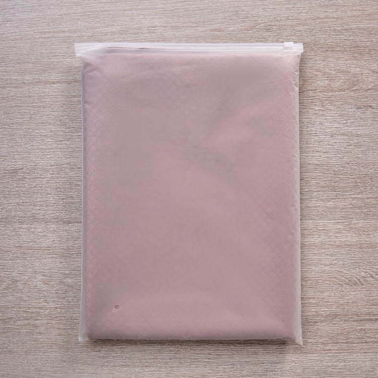 Скатерть 145х220см серый теплый  евроуголок 100% полиэстер SANTALINO (805-028-21)