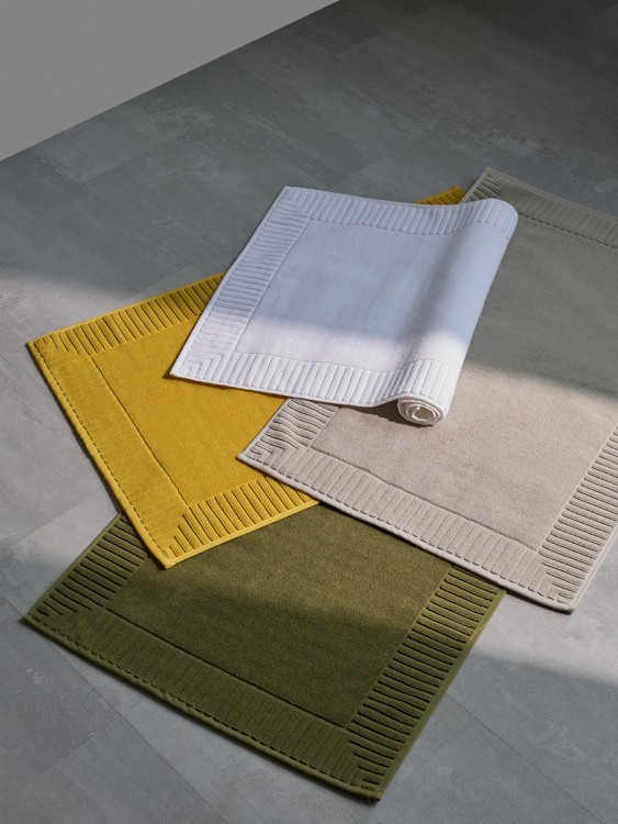 Коврик для ванной с фактурным бортиком белого цвета из коллекции essential, 50х80 см (80169)