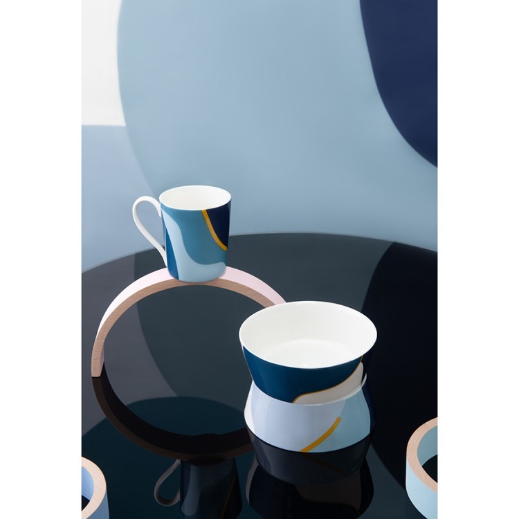 Кружка синего цвета с авторским принтом из коллекции freak fruit, 350мл (73579)