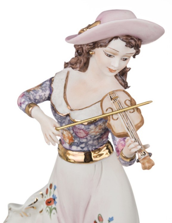Статуэтка "девушка со скрипкой" 19*12 см. высота=33 см. S.V. (282-052)