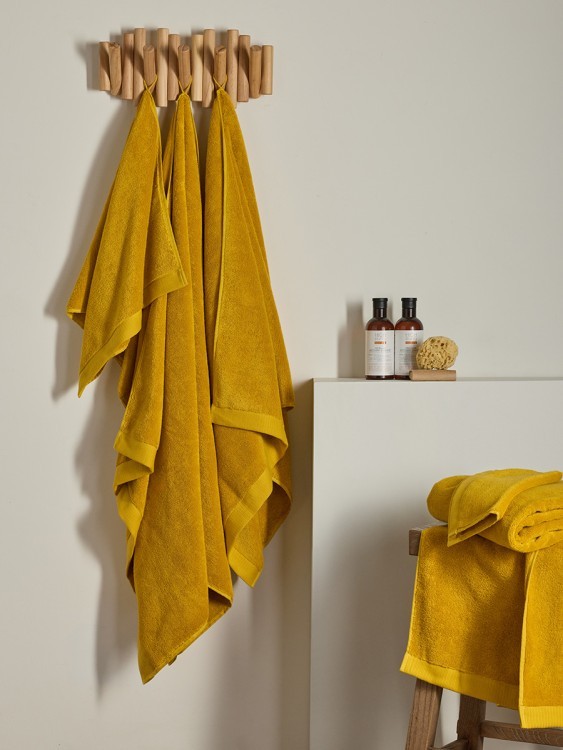 Полотенце для рук цвета охры из коллекции essential, 50х90 см (80175)