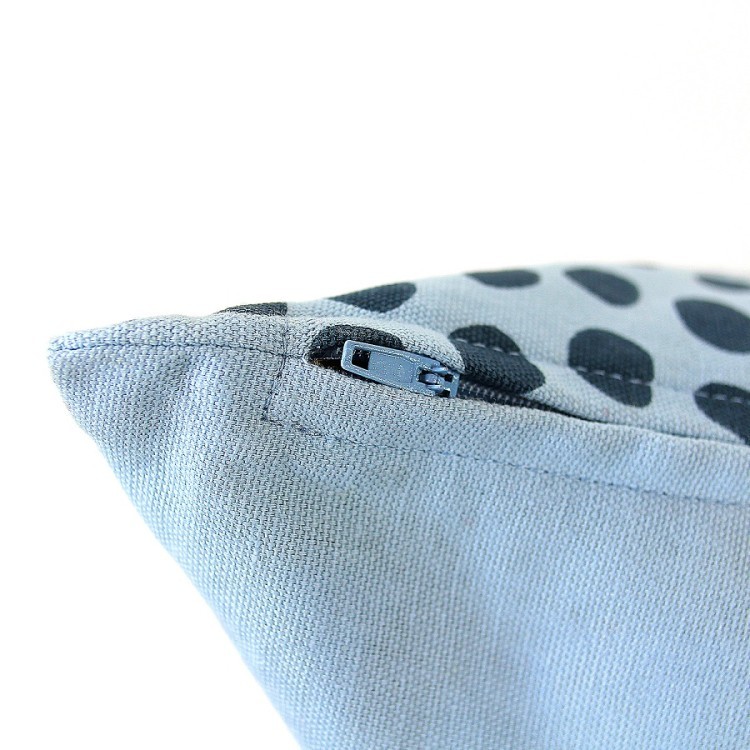 Чехол для подушки из хлопка с принтом funky dots, серо-голубой cuts&pieces, 45х45 см (63541)