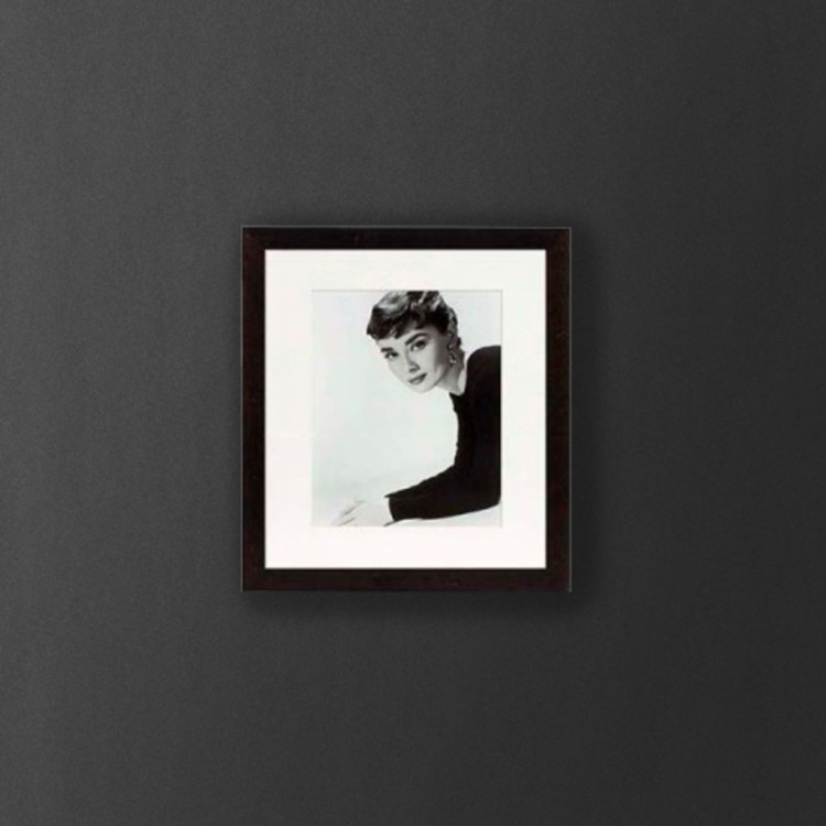 Постер Одри Хепберн 104162(PRI04162), дерево, стекло, black/white, ROOMERS FURNITURE