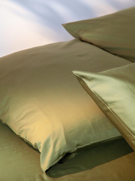 Комплект постельного белья из премиального сатина оливкового цвета из коллекции essential, 200х220 см (79821)