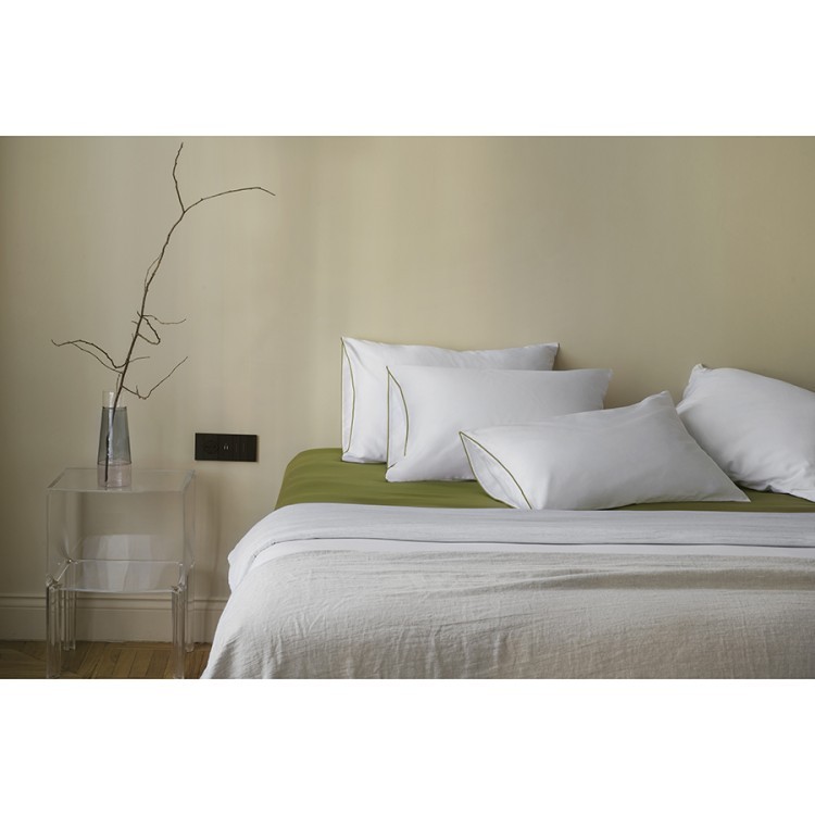 Простыня на резинке из сатина из коллекции meditation, olive, 160х200х30 см (77757)