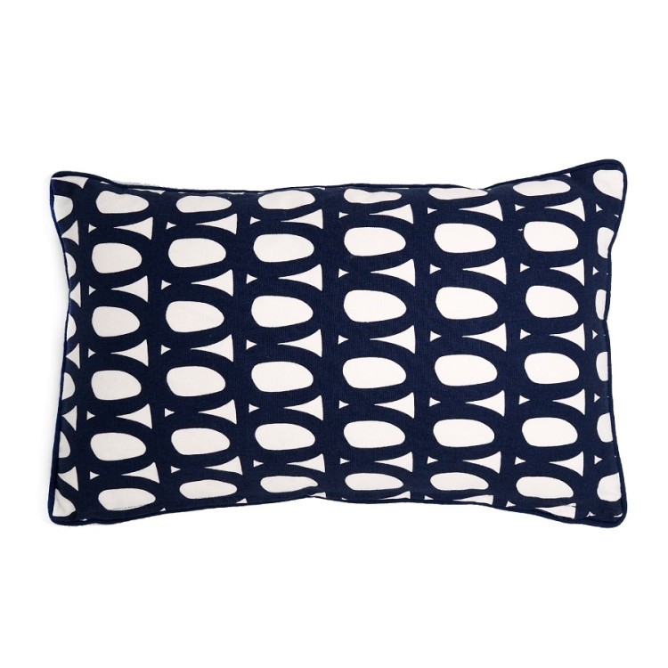 Чехол на подушку с принтом twirl темно-синего цвета из коллекции cuts&pieces, 30х50 см (63546)
