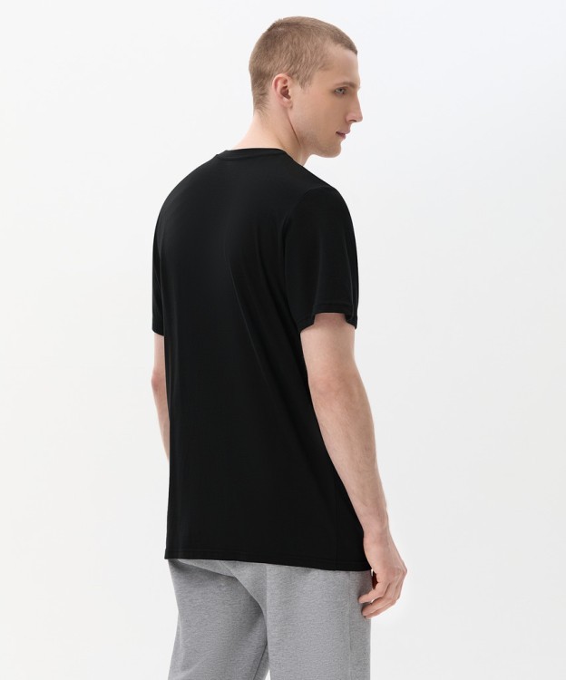 Футболка ESSENTIAL Core Tee, черный (2121213) Футболка ESSENTIAL Core Tee, черный (2121213)