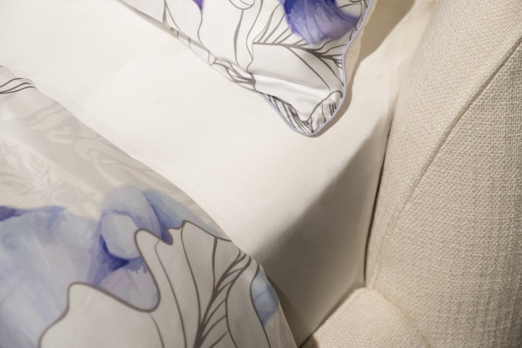 Комплект постельного белья Ирисы , тенсель,  200*220-1шт, 50*70-2 шт (TT-00015988)