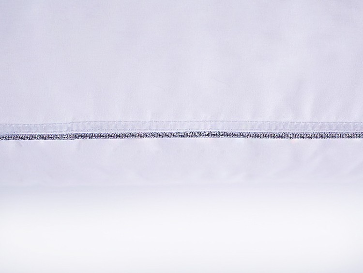 Подушка средняя из гусиного пуха Natura Sanat Серебряная мечта 50х70 СМ-П-3-2 (89261)