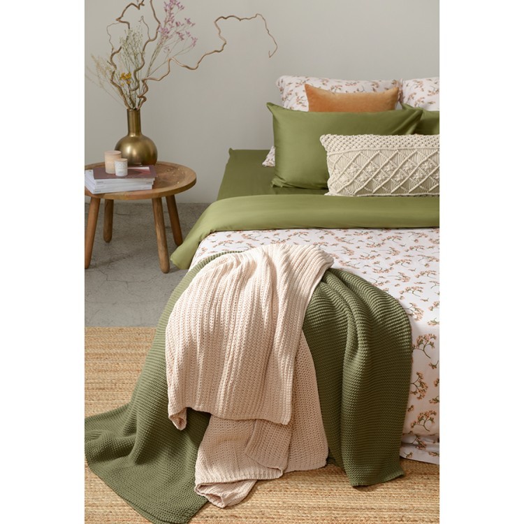 Чехол на подушку из хлопкового бархата коричневого цвета из коллекции essential, 45х45 см (72609) Чехол на подушку из хлопкового бархата коричневого цвета из коллекции essential, 45х45 см (72609)