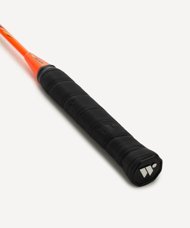 Набор для бадминтона WISH Fusiontec 799K, 2 ракетки, 2 волана, синий/оранжевый (2107403) Набор для бадминтона WISH Fusiontec 799K, 2 ракетки, 2 волана, синий/оранжевый (2107403)