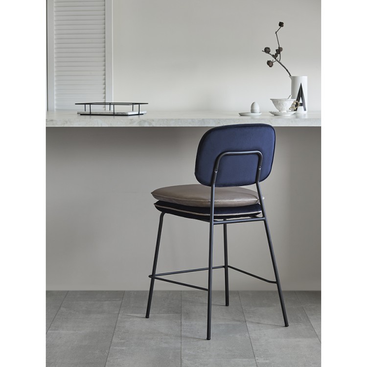 Стул полубарный с контрастным кантом pea, велюр, темно-синий/бежевый (77329)