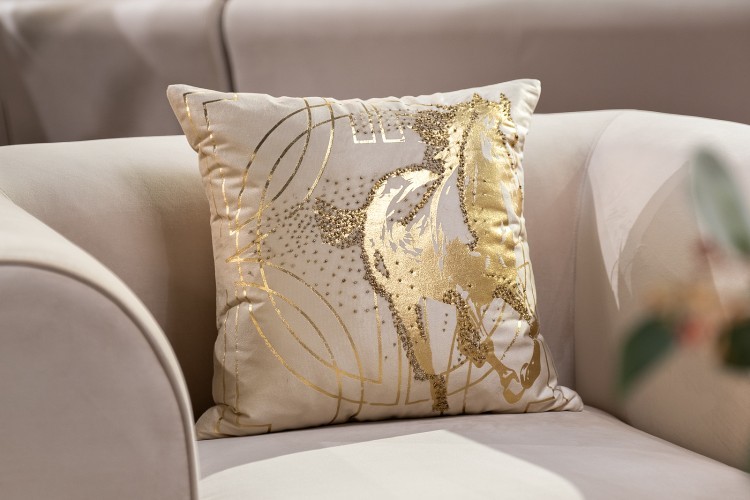 Подушка с бисером, стеклярусом и вышивкой "Голден Спирит" беж 45*45 (TT-00016754)