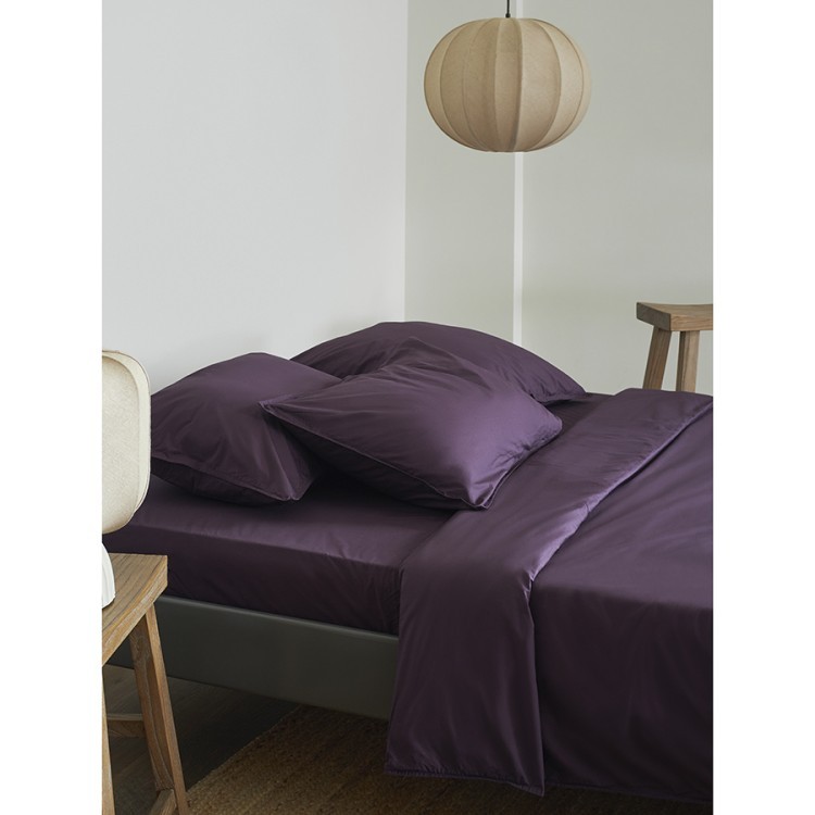 Простыня на резинке из стираного перкаля сливового цвета из коллекции essential, 160х200х30 см (77765)