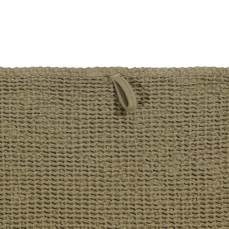 Полотенце банное из умягченной вафли цвета хаки из коллекции essential, 70x140 см (79178)