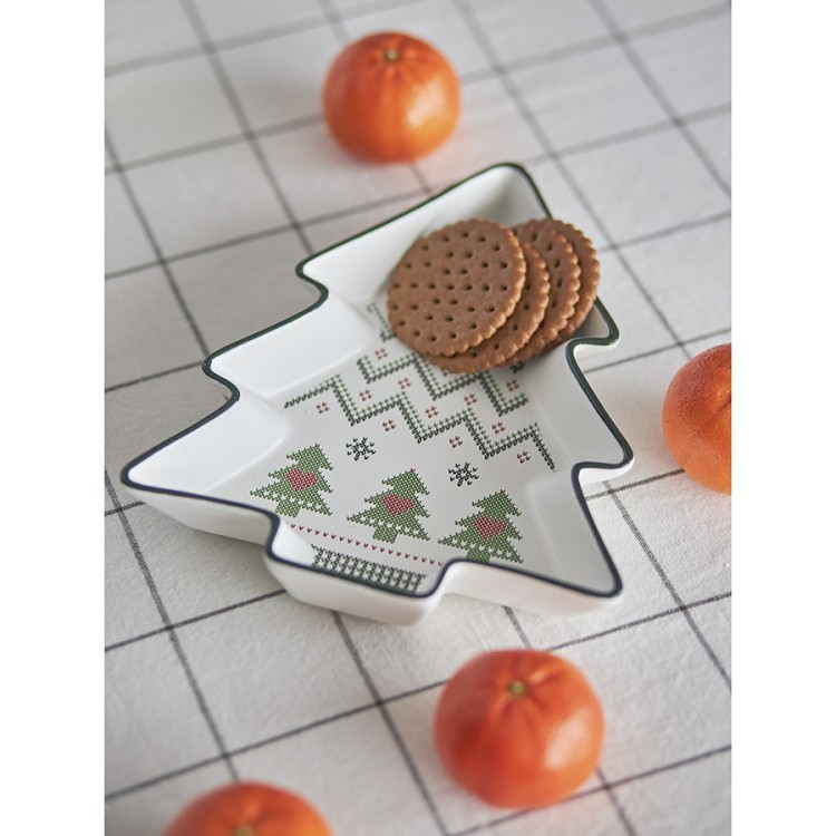 Набор из двух сервировочных тарелок sweet memories из коллекции new year essential (78249) Набор из двух сервировочных тарелок sweet memories из коллекции new year essential (78249)