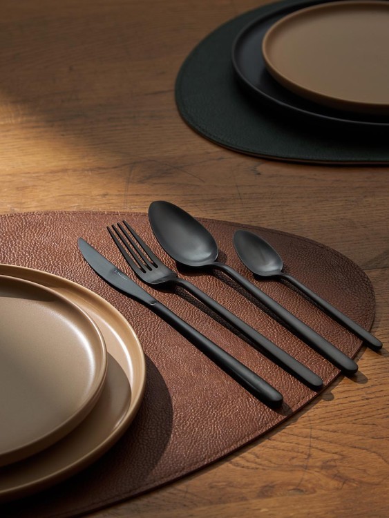 Набор столовых приборов pure, черные матовые, 16 пред. (79813)