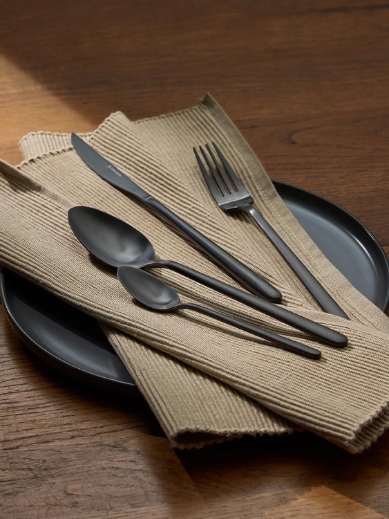 Набор столовых приборов pure, черные матовые, 16 пред. (79813)