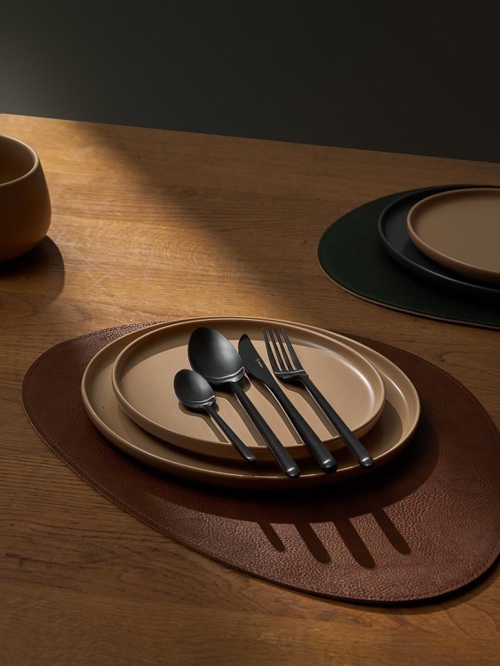 Набор столовых приборов pure, черные матовые, 16 пред. (79813)