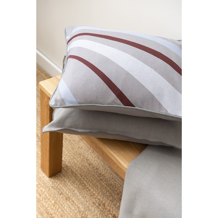 Чехол на подушку из хлопка с принтом tulip field из коллекции terra, 45х45 см (74425)