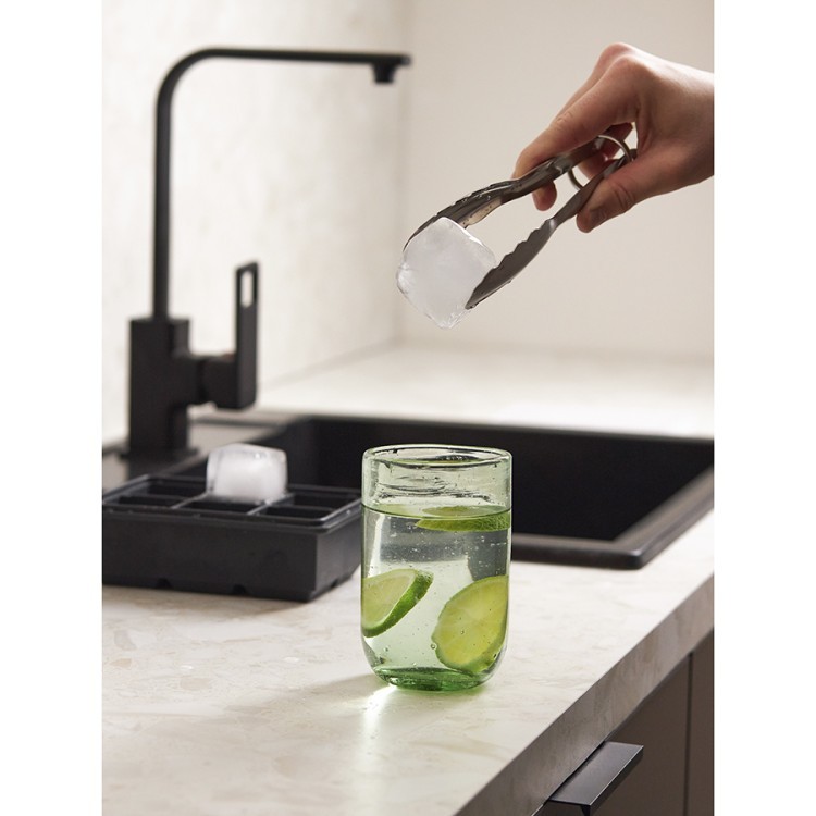 Форма для льда с крышкой ice cubes (77273) Форма для льда с крышкой ice cubes (77273)