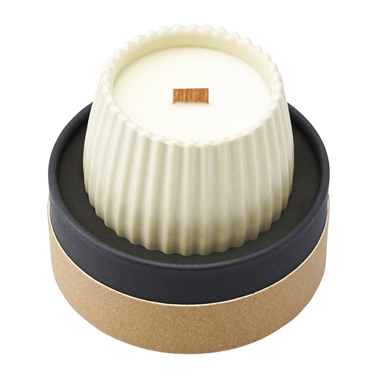 Свеча ароматическая с деревянным фитилём secret santa из коллекции edge, бежевый, 60 ч (75698)