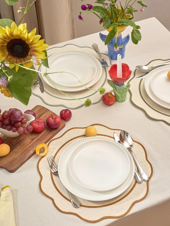 Салфетка под приборы anemone из коллекции trendy ruffles, D38 см, карри (78889)