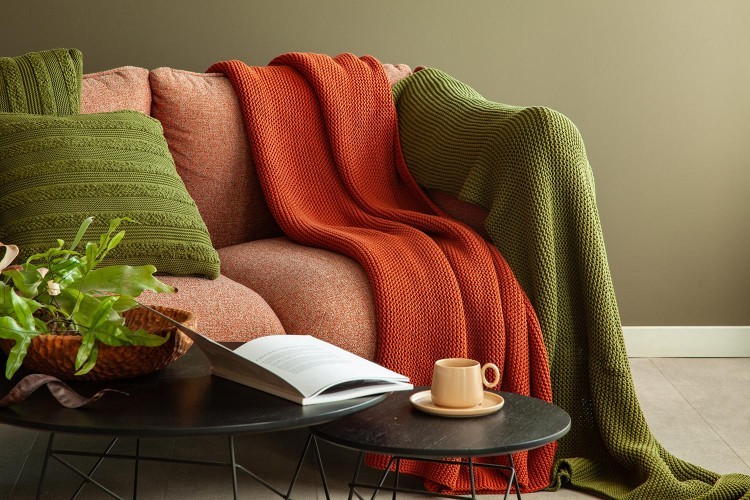 Плед из хлопка жемчужной вязки оливкового цвета из коллекции essential, 130х180 см (74413)