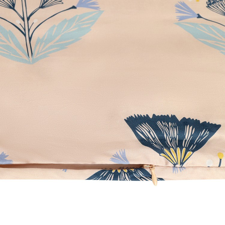 Комплект постельного белья "Летний цветок" из премиального сатина из коллекции russian north, 150х200 см (78448)