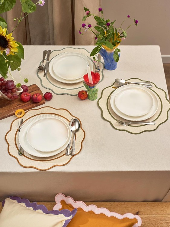 Салфетка под приборы anemone из коллекции trendy ruffles, D38 см, оливковый (78890)