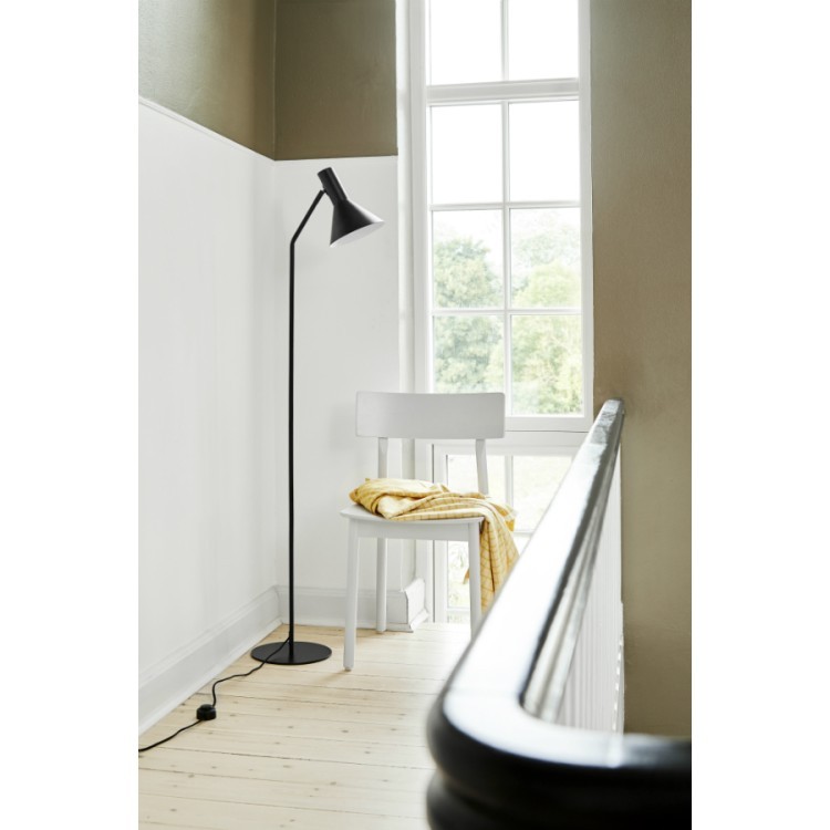 Лампа напольная lyss, 150хD18 см, черная матовая (67840)