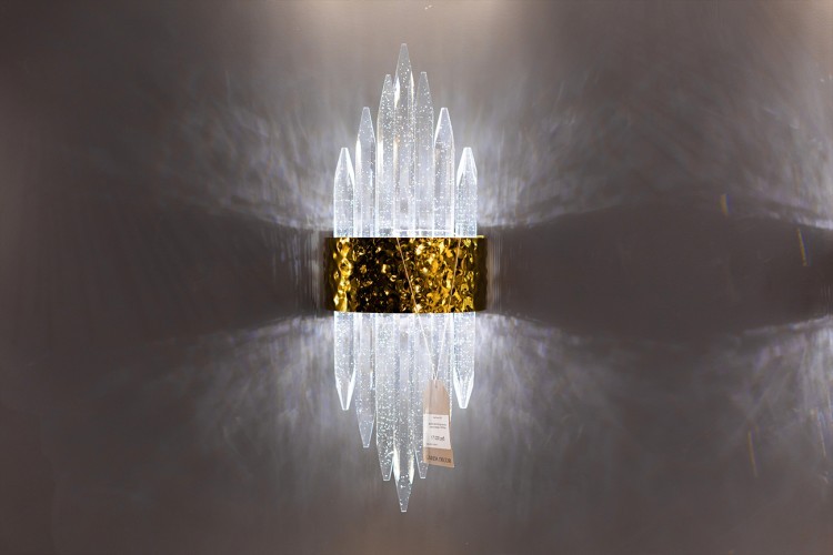 Бра золото, стекло прозрач. 18*h50см (TT-00010098)