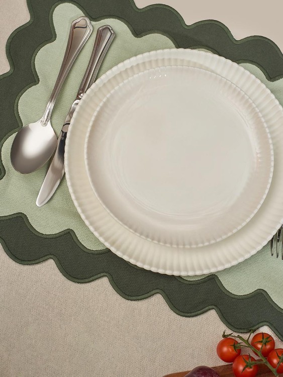 Салфетка под приборы с контрастным кантом зеленого цвета из коллекции trendy ruffles, 35х45 см (78893)