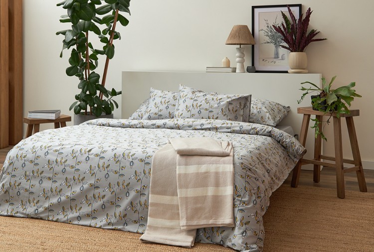 Комплект постельного белья "Ягоды тайги" из премиального сатина из коллекции russian north, 150х200 см (78452)