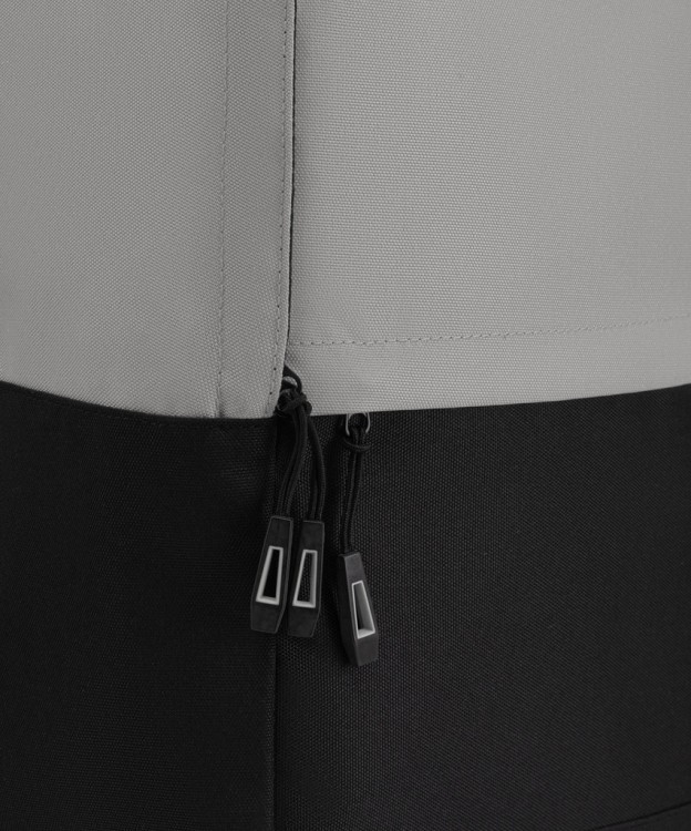 Рюкзак JÖGEL ESSENTIAL Backpack, серый/черный (2115631) Рюкзак JÖGEL ESSENTIAL Backpack, серый/черный (2115631)